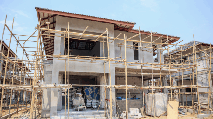 Casa sendo construída para venda