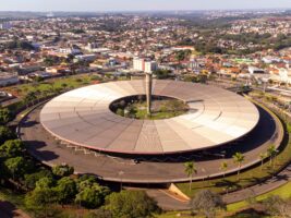 Imagem real da rodoviária de Londrina